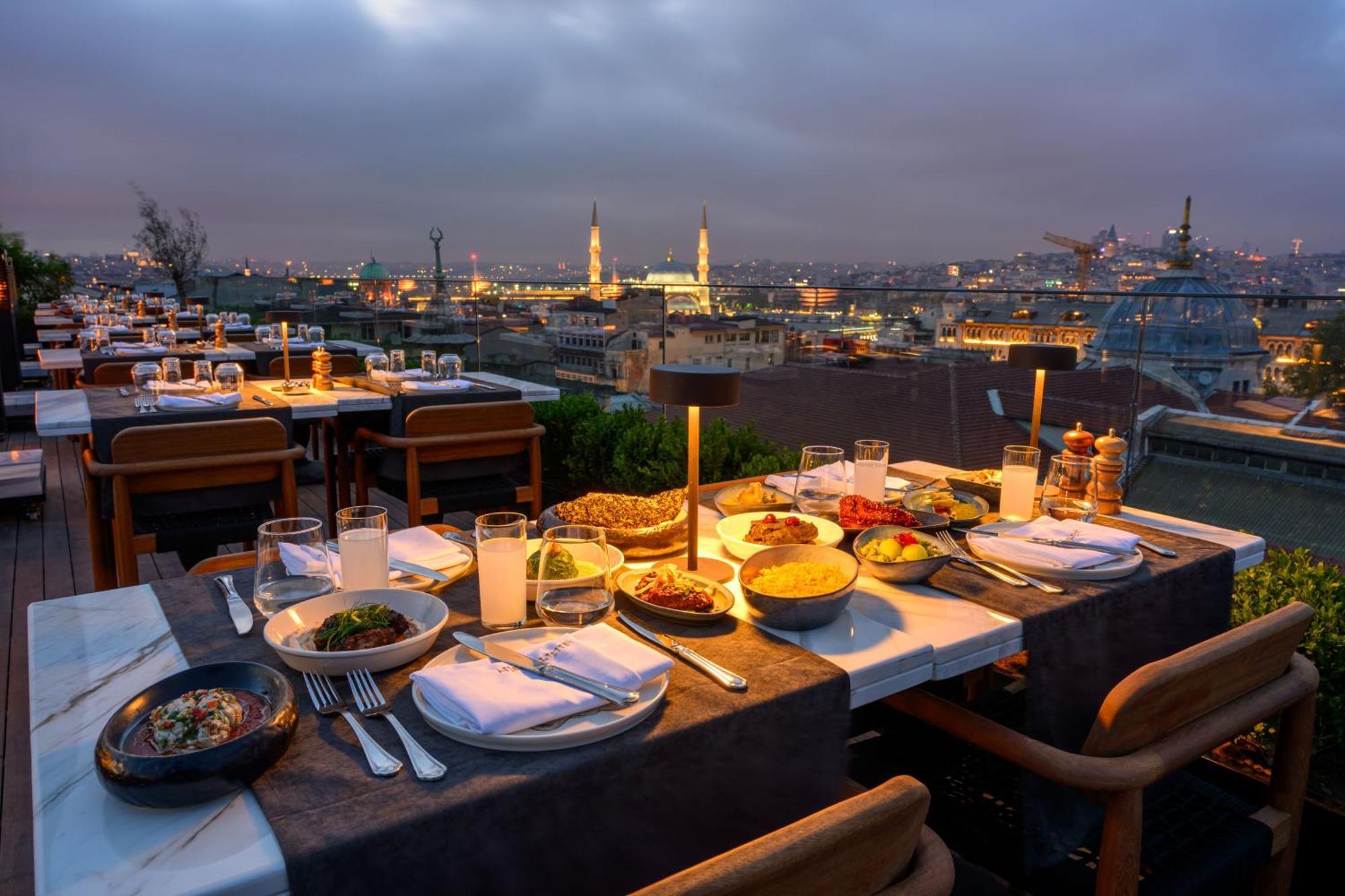 Orient Occident Hotel Istanbul, Autograph Collection Exterior photo