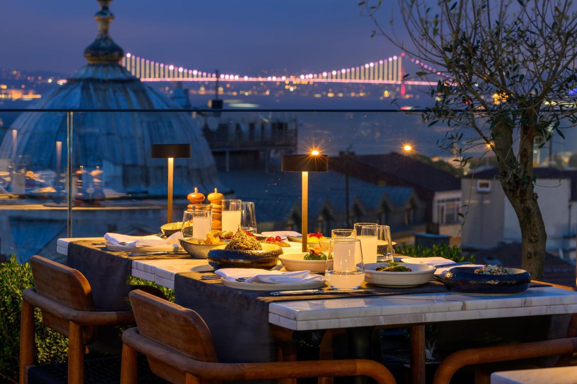 Orient Occident Hotel Istanbul, Autograph Collection Exterior photo